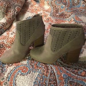 Coconut by Matisse brand booties